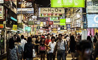 香港零售業回暖延續四個月，鞋帽零售業能否走出信心陰霾？